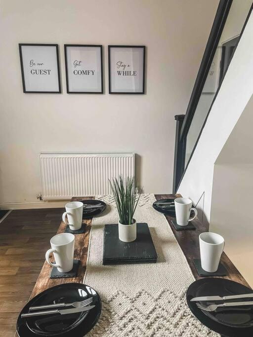 Comfortable Home In Bolton Farnworth 외부 사진